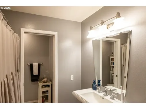 2111 View Court The Dalles OR 97058