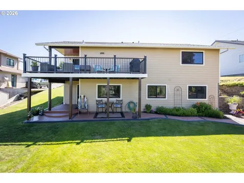 2111 View Court The Dalles OR 97058
