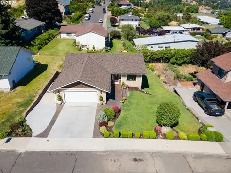 2111 View Court The Dalles OR 97058