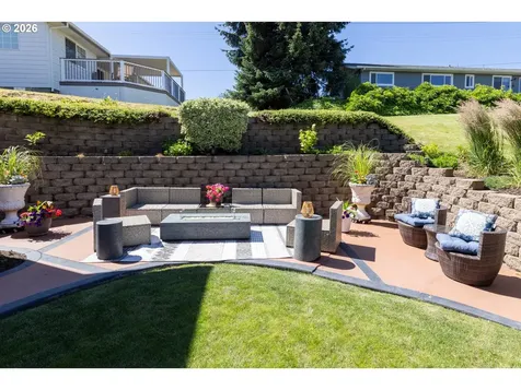 2111 View Court The Dalles OR 97058