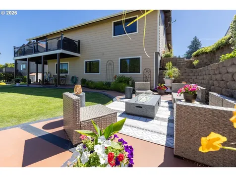 2111 View Court The Dalles OR 97058