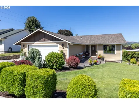 2111 View Court The Dalles OR 97058
