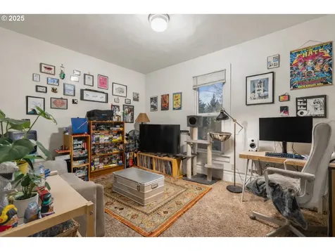 1705 SE Morrison Street Portland OR 97214