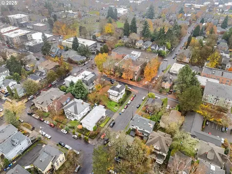 1705 SE Morrison Street Portland OR 97214