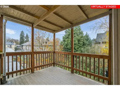 1705 SE Morrison Street Portland OR 97214