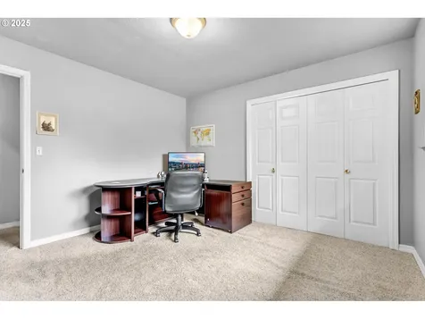 1114 NE 137th Avenue Portland OR 97230