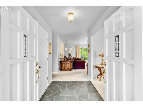 1114 NE 137th Avenue Portland OR 97230
