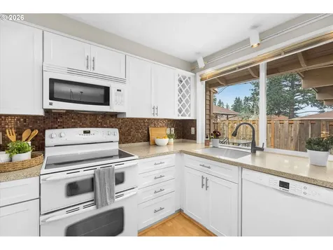 5016 SW Normandy Place Beaverton OR 97005