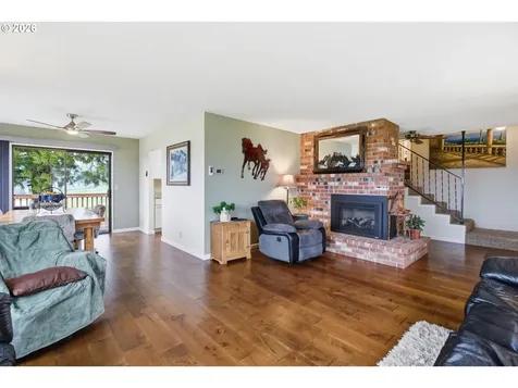 270 Glenwood Court Roseburg OR 97471