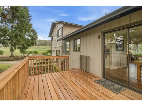 270 Glenwood Court Roseburg OR 97471