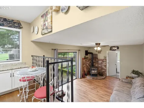 270 Glenwood Court Roseburg OR 97471