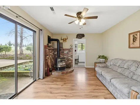 270 Glenwood Court Roseburg OR 97471