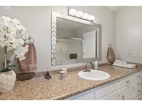 270 Glenwood Court Roseburg OR 97471