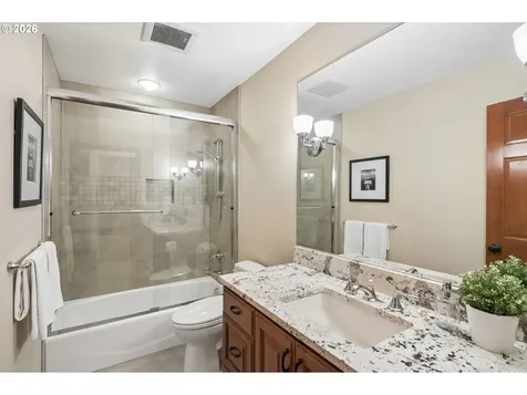 4830 SW Dosch Park Lane Portland OR 97239