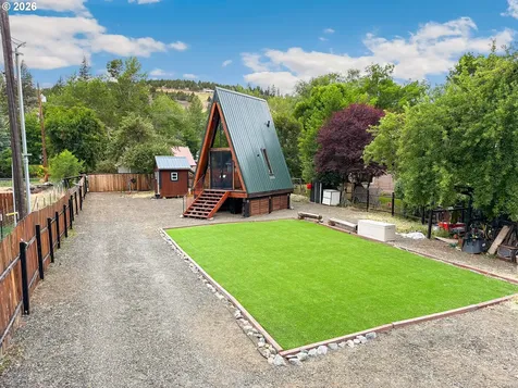 209 Washington Street Canyon City OR 97820