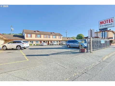 2178 Winchester Avenue Reedsport OR 97467