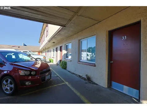 2178 Winchester Avenue Reedsport OR 97467