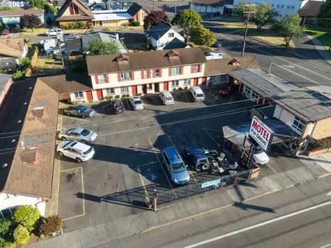 2178 Winchester Avenue Reedsport OR 97467