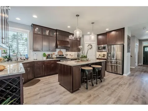409 N 43rd Court Ridgefield WA 98642
