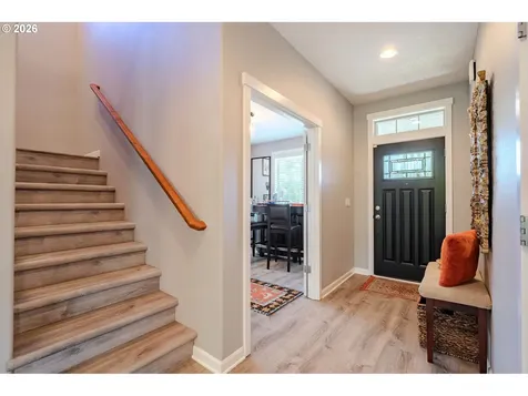 409 N 43rd Court Ridgefield WA 98642