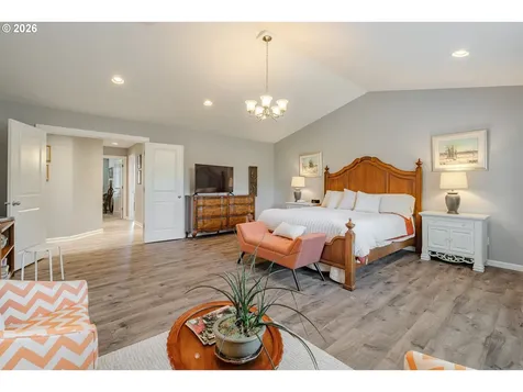 409 N 43rd Court Ridgefield WA 98642