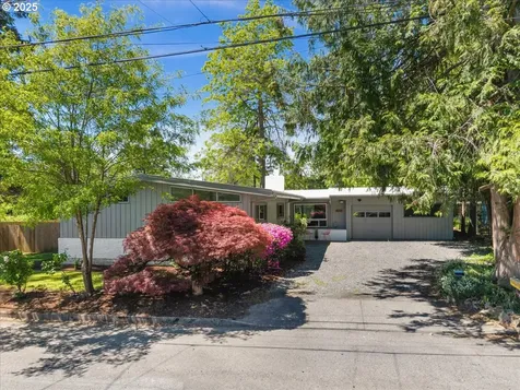 4209 SE 101st Avenue Portland OR 97266
