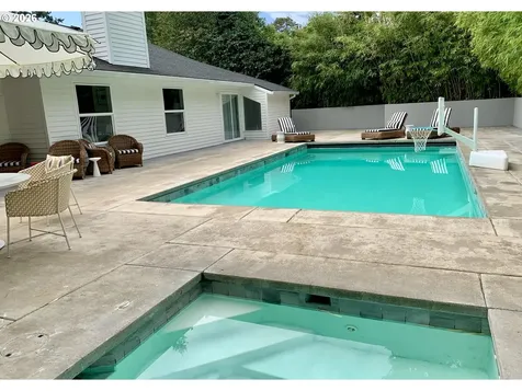 1464 Greentree Circle Lake Oswego OR 97034