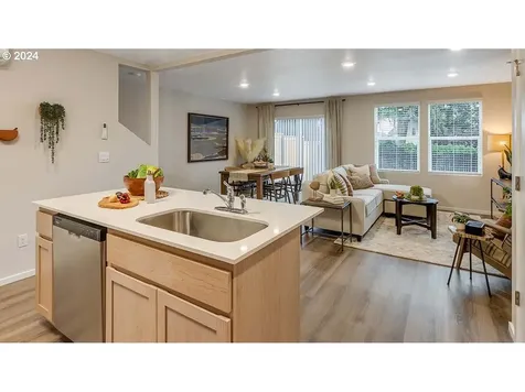 6130 SE 16th Street Gresham OR 97080