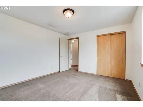 3900 NE 95th Circle Vancouver WA 98665