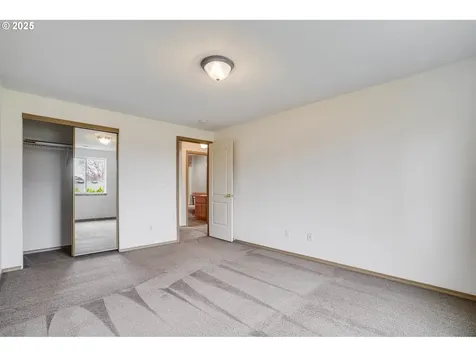 3900 NE 95th Circle Vancouver WA 98665