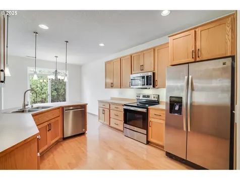 3900 NE 95th Circle Vancouver WA 98665