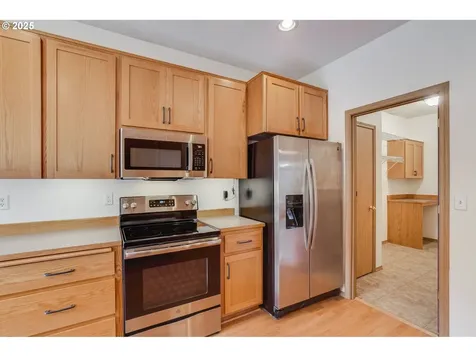 3900 NE 95th Circle Vancouver WA 98665