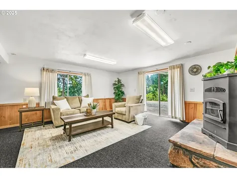 82970 Hungry Hill Road Creswell OR 97426