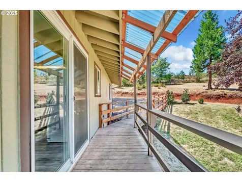 82970 Hungry Hill Road Creswell OR 97426