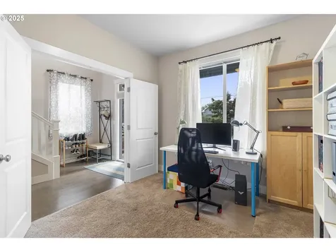 6025 SE Lambert Street Portland OR 97206