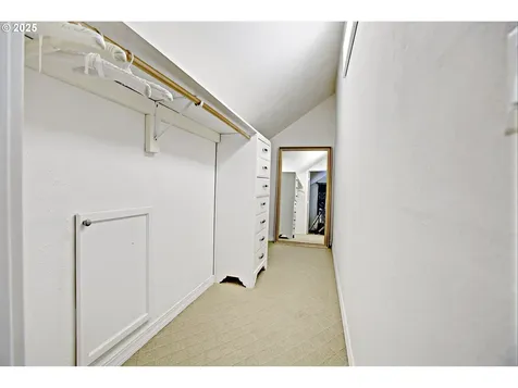 4831 N Vanderbilt Street Portland OR 97203