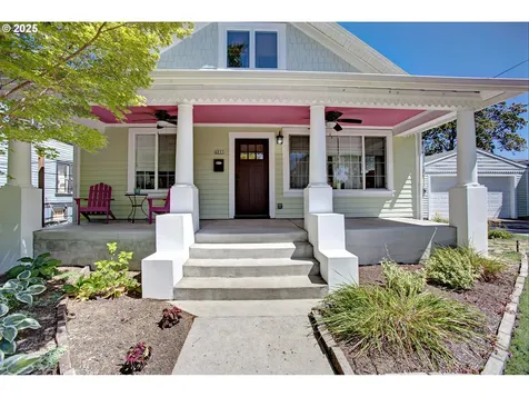 4831 N Vanderbilt Street Portland OR 97203