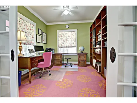 4831 N Vanderbilt Street Portland OR 97203