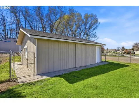 1290 E Highland Avenue Hermiston OR 97838