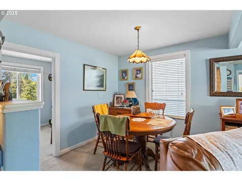 1449 Myrtle Avenue Coos Bay OR 97420