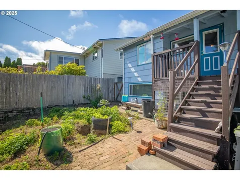 1449 Myrtle Avenue Coos Bay OR 97420