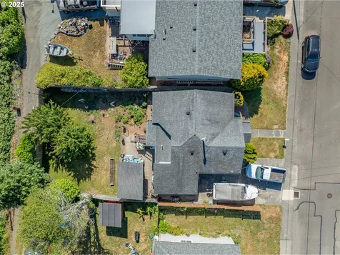 1449 Myrtle Avenue Coos Bay OR 97420
