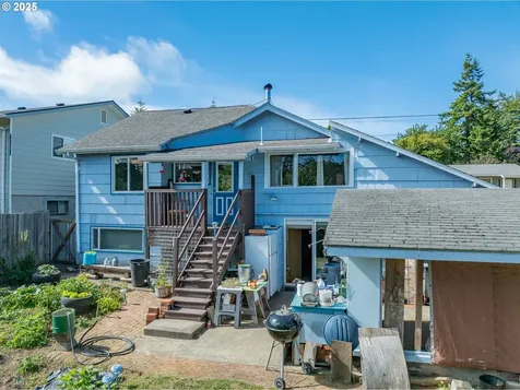 1449 Myrtle Avenue Coos Bay OR 97420