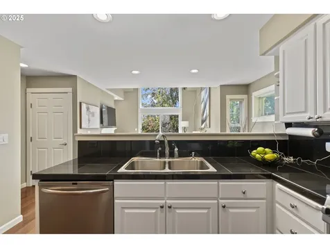 10216 NW Alder Grove Lane Portland OR 97229