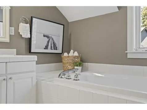 10216 NW Alder Grove Lane Portland OR 97229