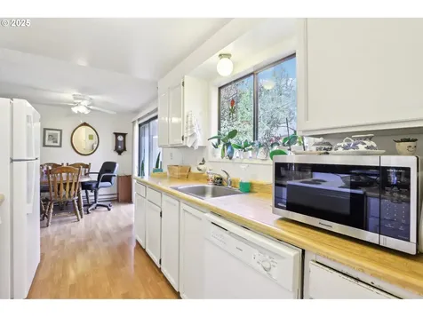 14280/14284 SW Wildhorse Way Beaverton OR 97008