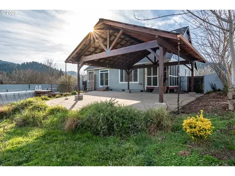191 SE Callaham Court Myrtle Creek OR 97457
