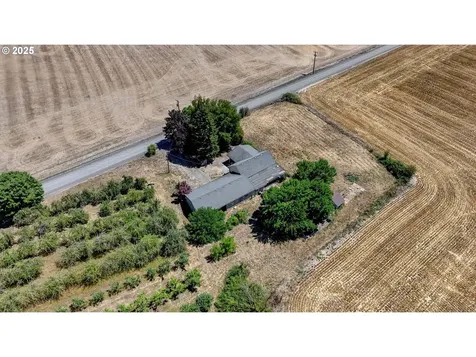5886 SE Booth Bend Road Mcminnville OR 97128