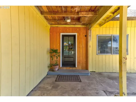 5886 SE Booth Bend Road Mcminnville OR 97128