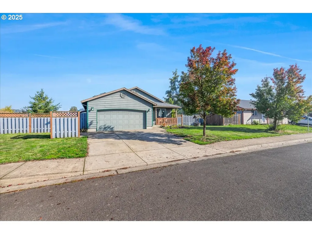 670 N 1st Street Carlton OR 97111